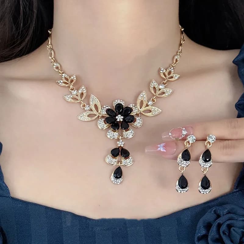 Kiran Noir Floral Crystal Set